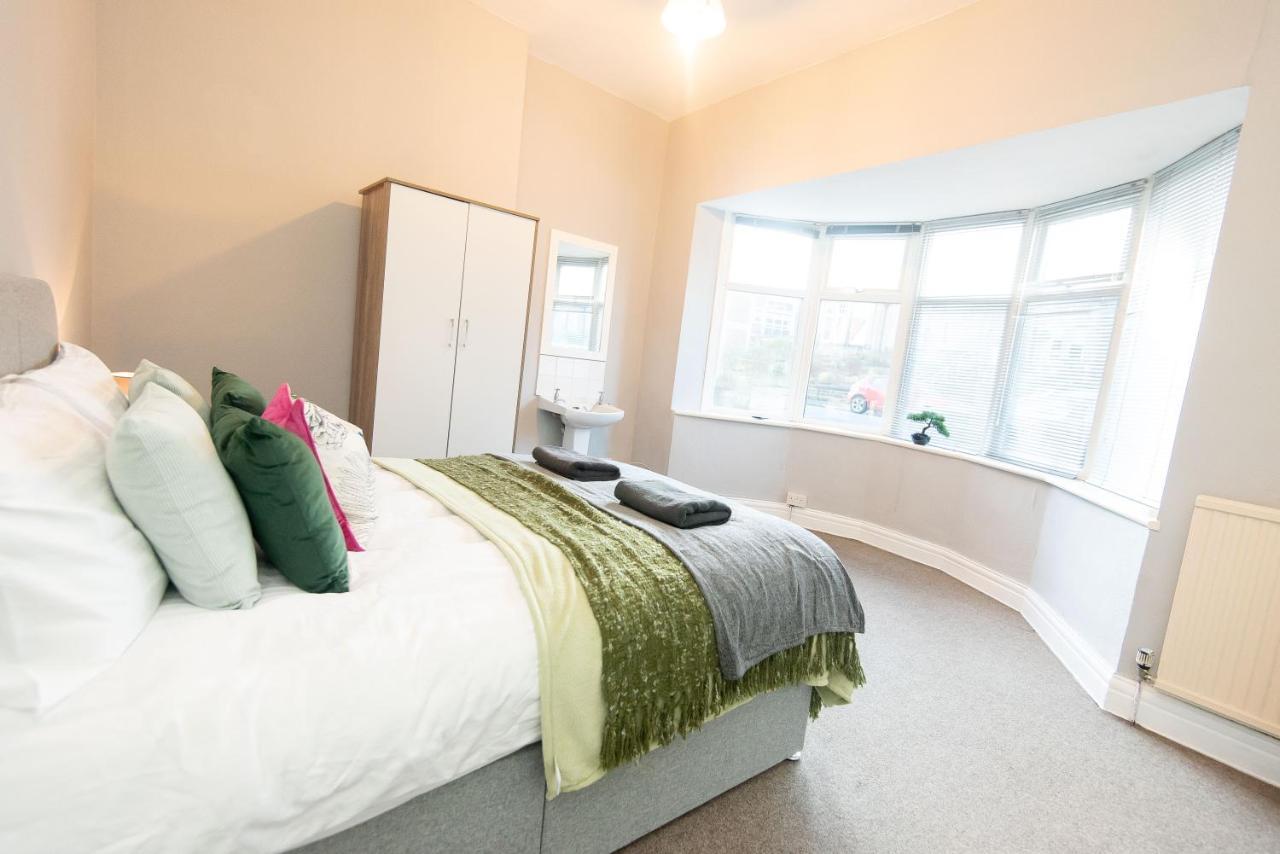 The Harrogate Abode Apartment Bagian luar foto